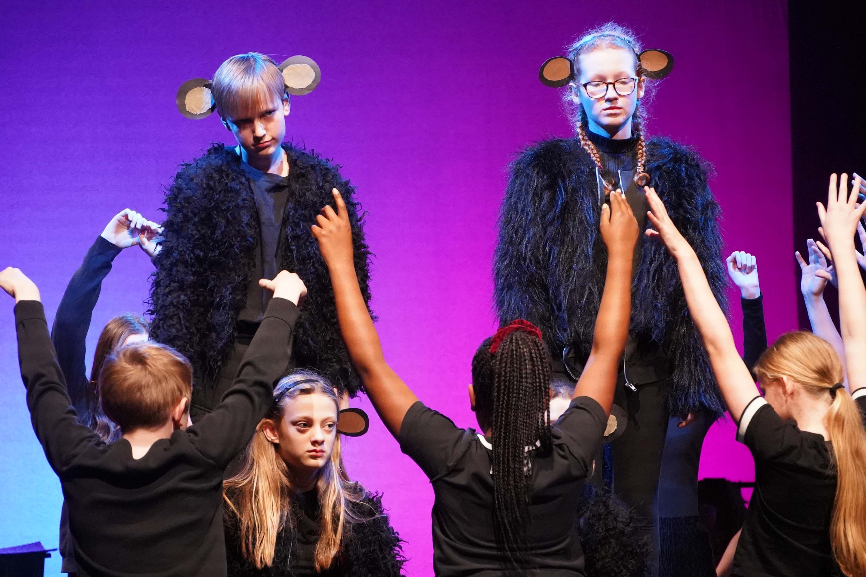 Year 8 Play - The Twits (03/12/2020)